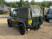 LAND ROVER DEFENDER 90
