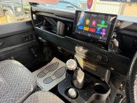 LAND ROVER DEFENDER 90