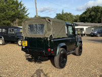 LAND ROVER DEFENDER 90