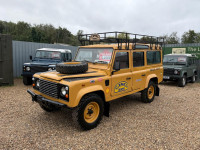LAND ROVER DEFENDER 110