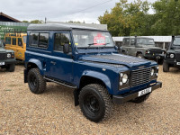 LAND ROVER DEFENDER 90
