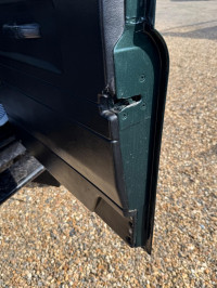 LAND ROVER DEFENDER 90