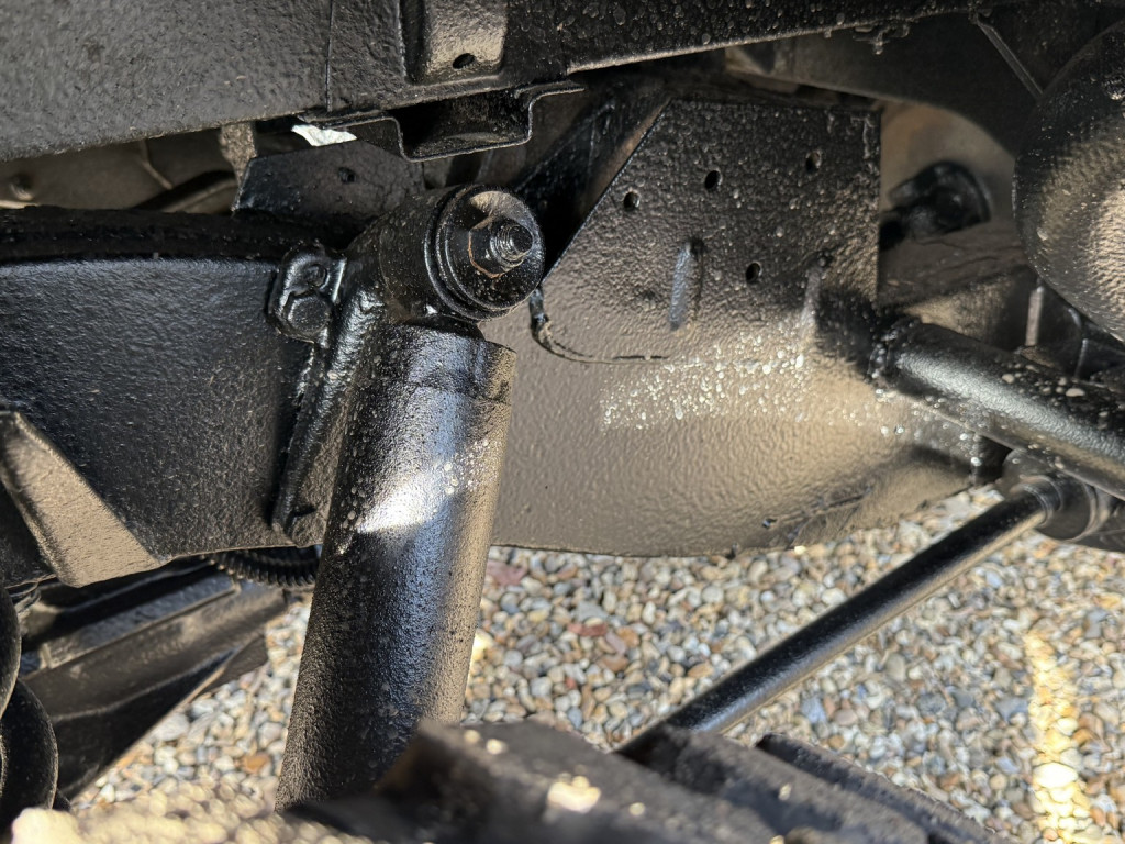 LAND ROVER DEFENDER 90