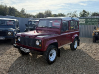 LAND ROVER DEFENDER 90