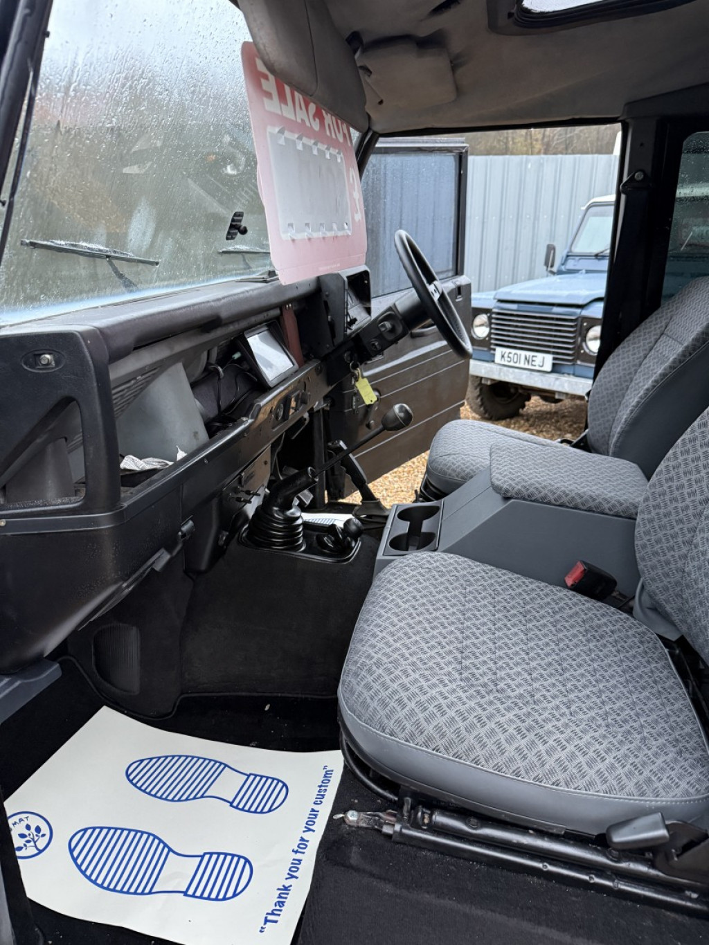 LAND ROVER DEFENDER 110