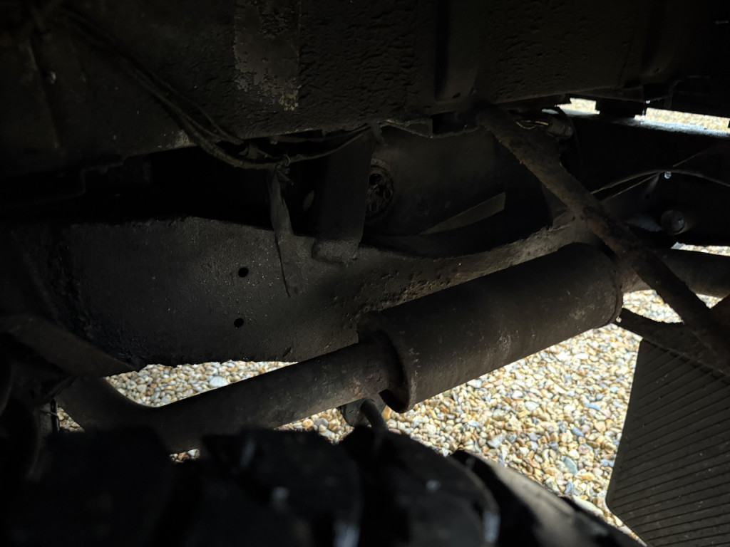 LAND ROVER DEFENDER 110