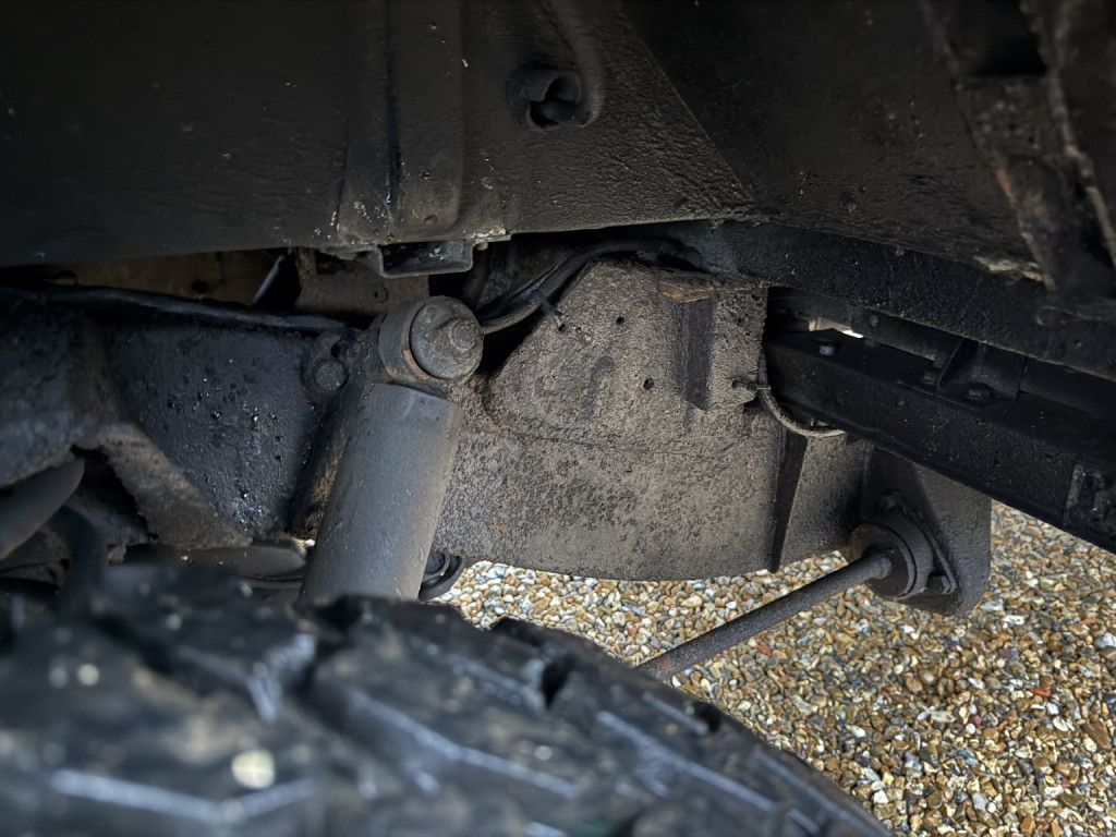 LAND ROVER DEFENDER 110