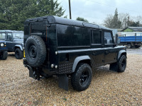 LAND ROVER DEFENDER 110