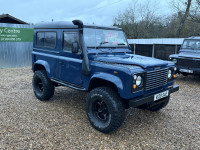 LAND ROVER DEFENDER 90