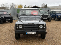 LAND ROVER DEFENDER 90