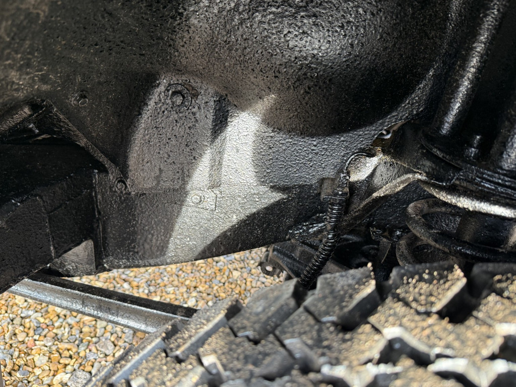 LAND ROVER DEFENDER 90