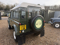 LAND ROVER DEFENDER 90