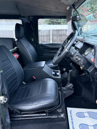 LAND ROVER DEFENDER 90