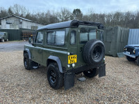 LAND ROVER DEFENDER 90