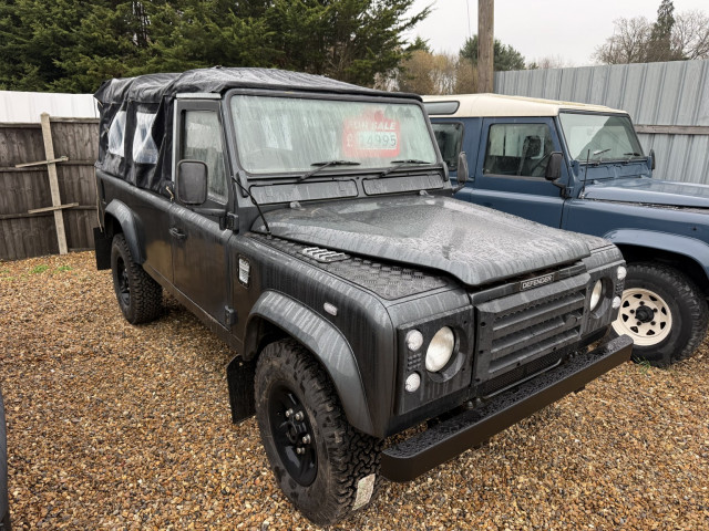 LAND ROVER DEFENDER 110