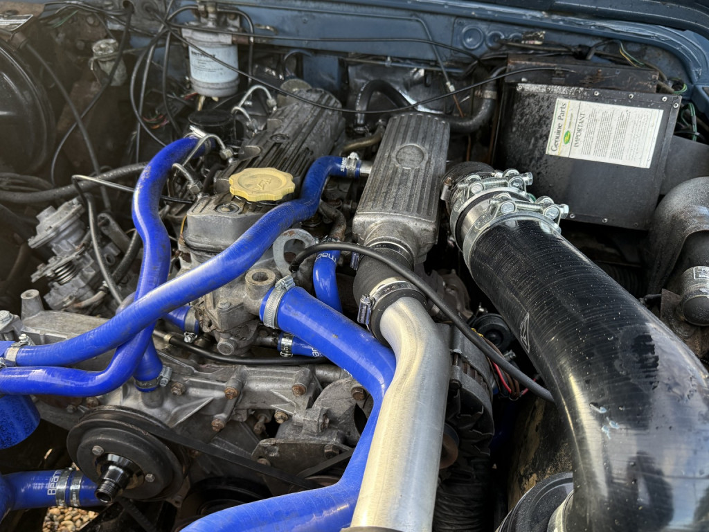 LAND ROVER DEFENDER 90