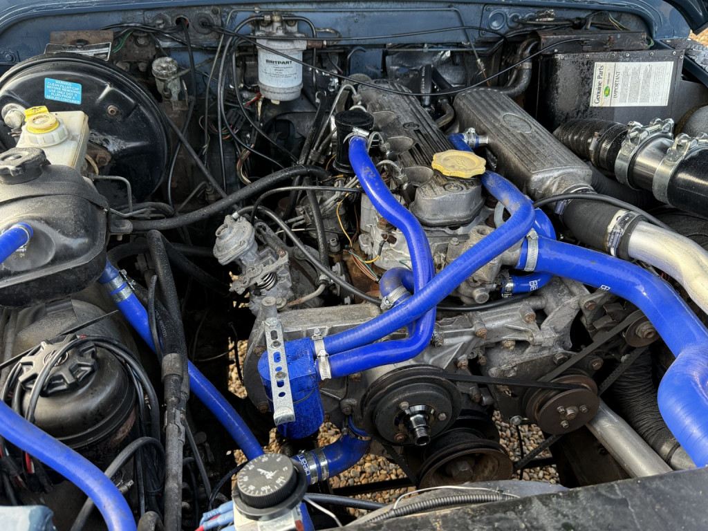 LAND ROVER DEFENDER 90