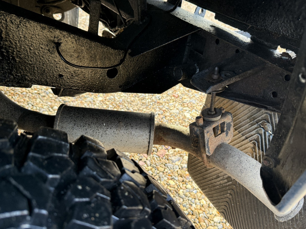 LAND ROVER DEFENDER 90