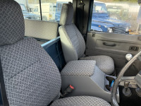 LAND ROVER DEFENDER 90