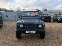 LAND ROVER DEFENDER 90
