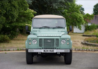 LAND ROVER DEFENDER 110