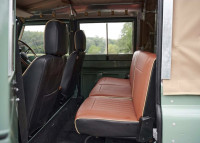 LAND ROVER DEFENDER 110