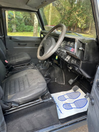 LAND ROVER DEFENDER 110