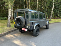LAND ROVER DEFENDER 110