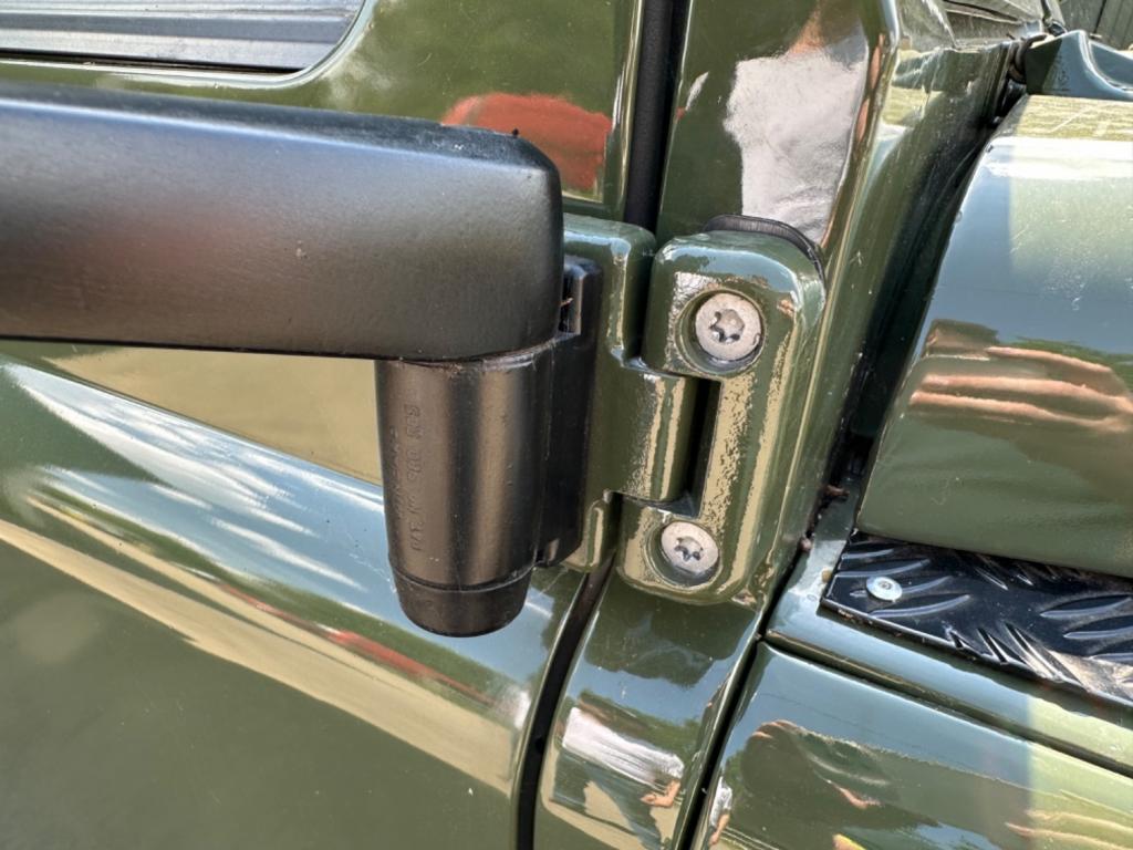 LAND ROVER DEFENDER 130