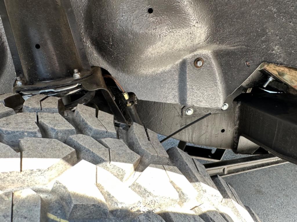 LAND ROVER DEFENDER 130