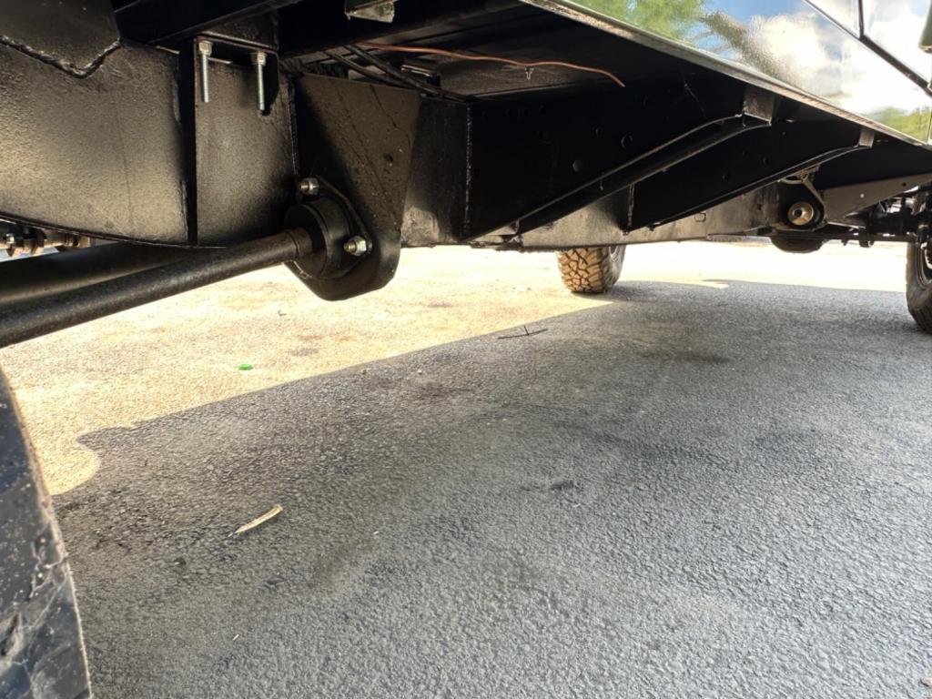 LAND ROVER DEFENDER 130