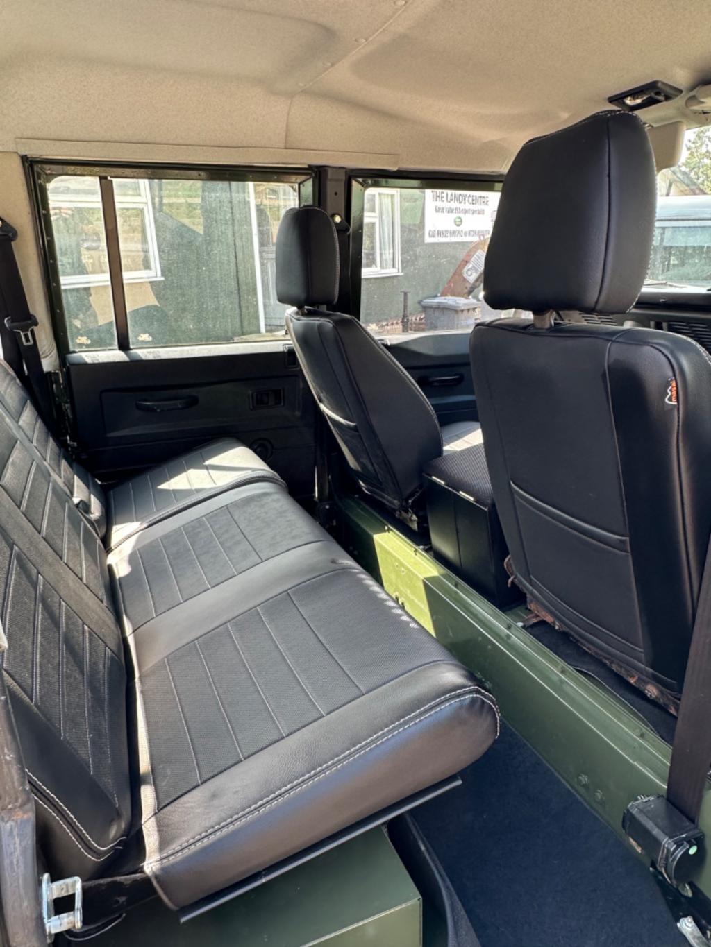 LAND ROVER DEFENDER 130