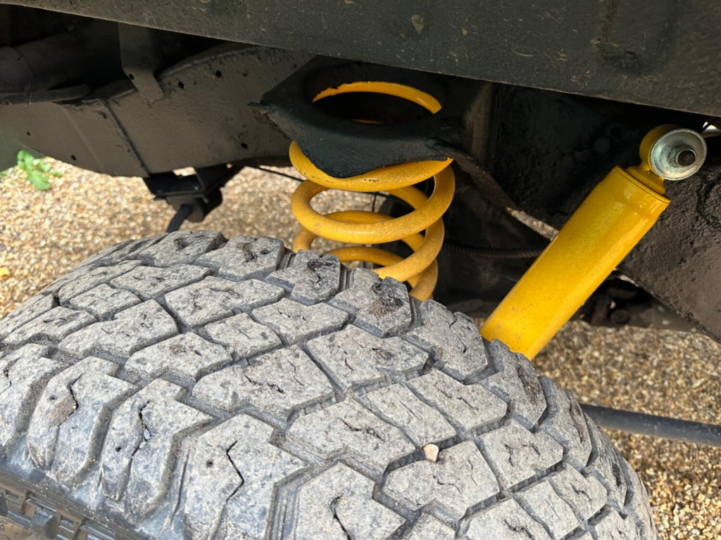 LAND ROVER DEFENDER 130