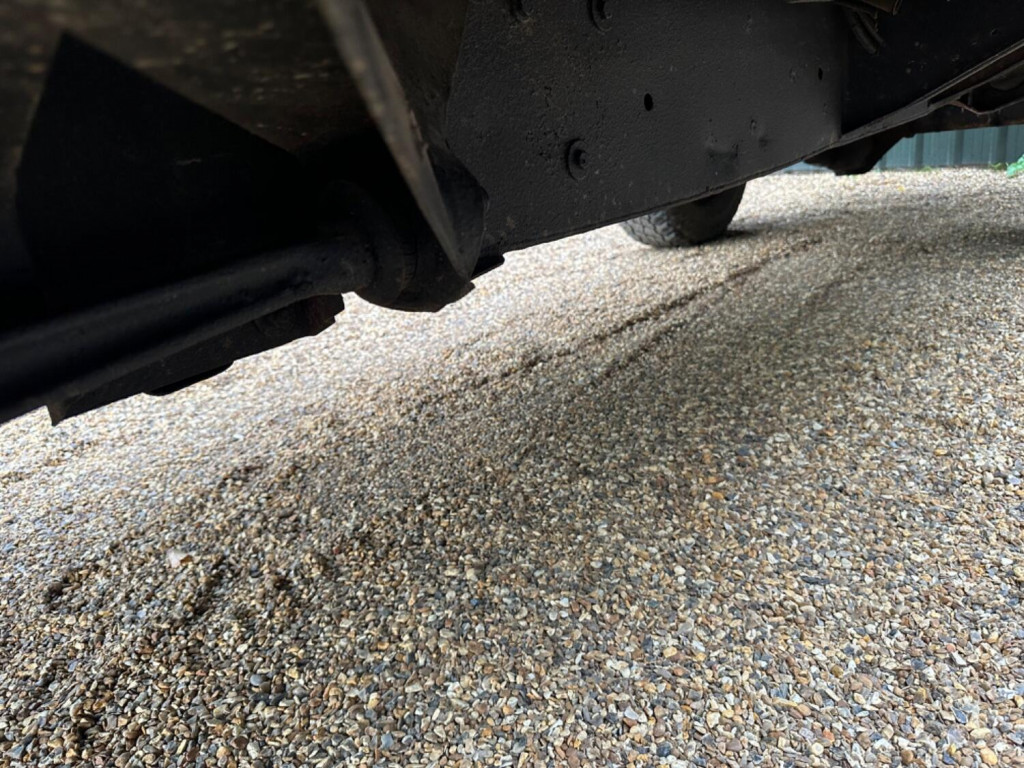 LAND ROVER DEFENDER 130