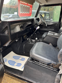 LAND ROVER DEFENDER 130