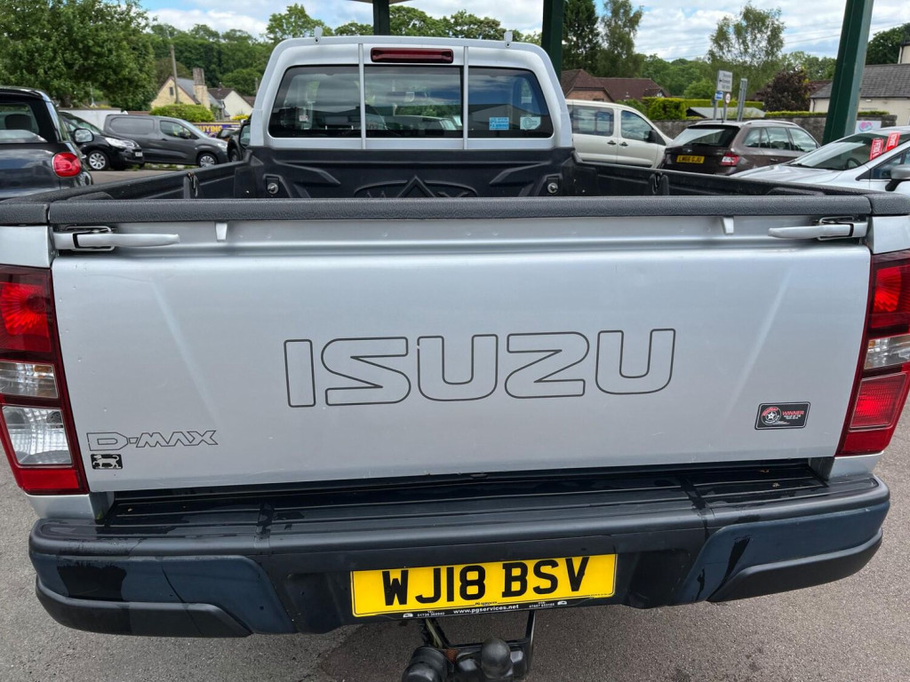 ISUZU D-MAX