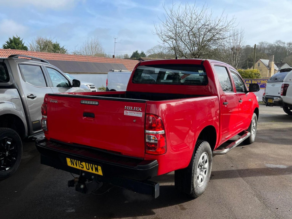 TOYOTA HILUX