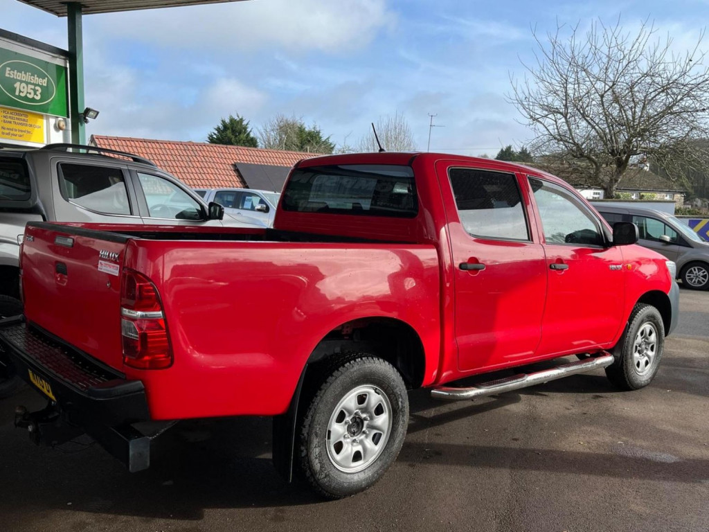 TOYOTA HILUX