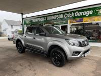NISSAN NAVARA