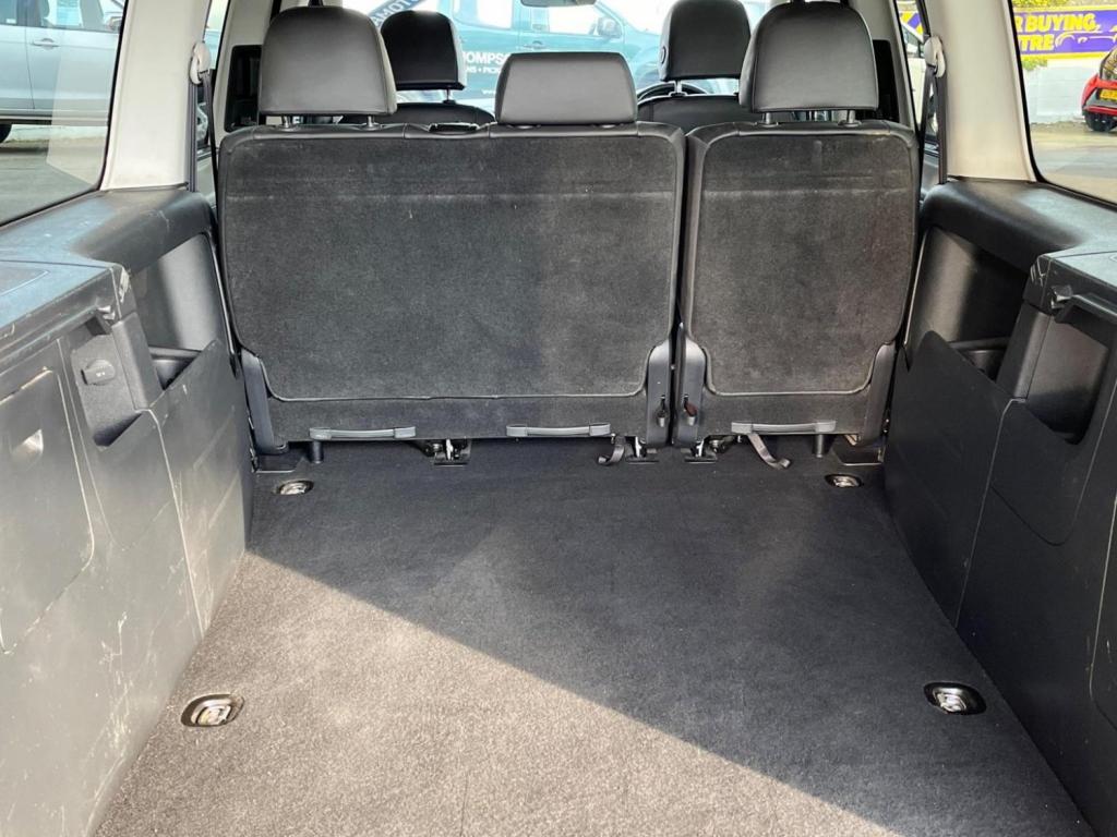 VOLKSWAGEN CADDY MAXI LIFE