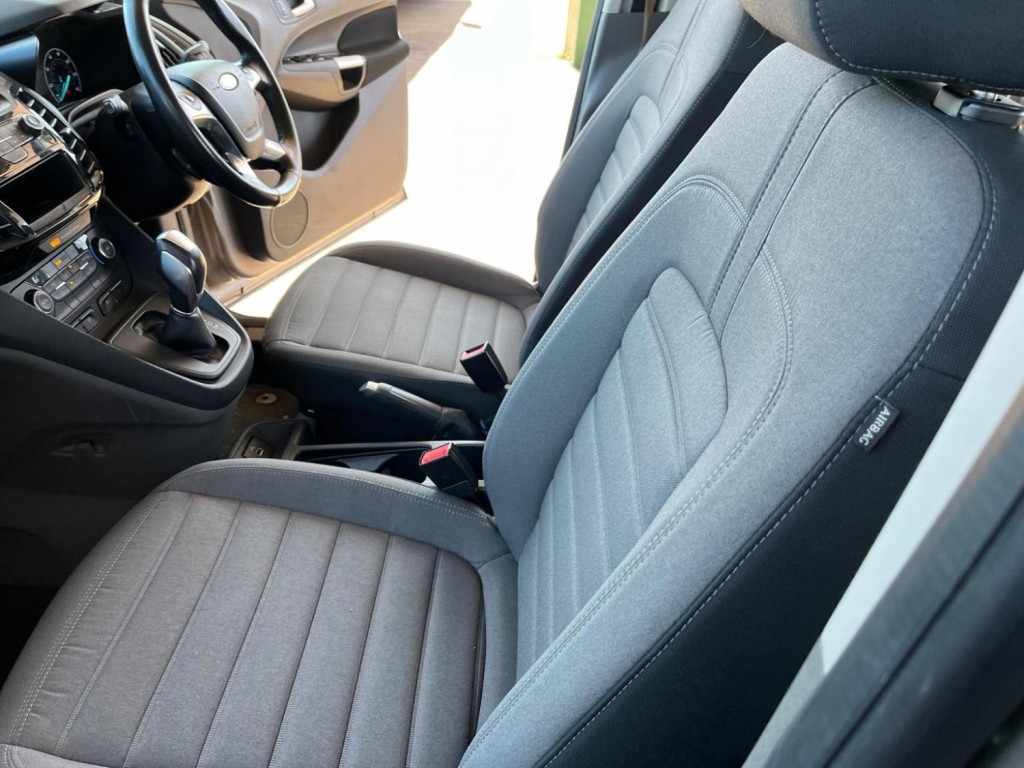 FORD GRAND TOURNEO CONNECT