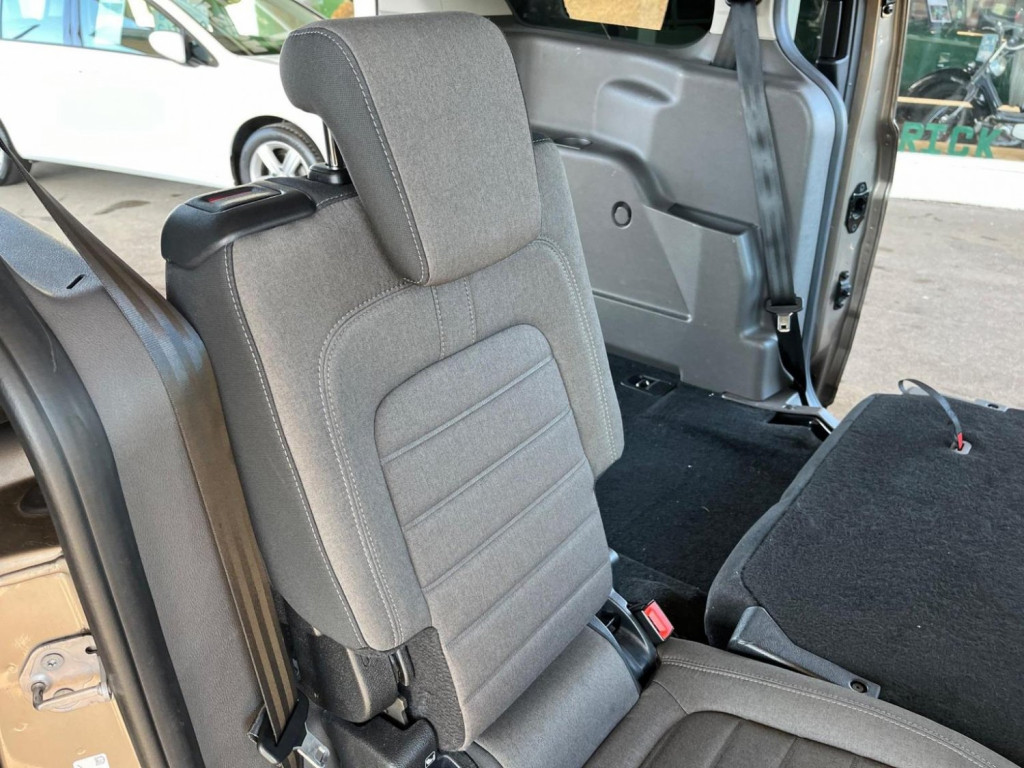 FORD GRAND TOURNEO CONNECT