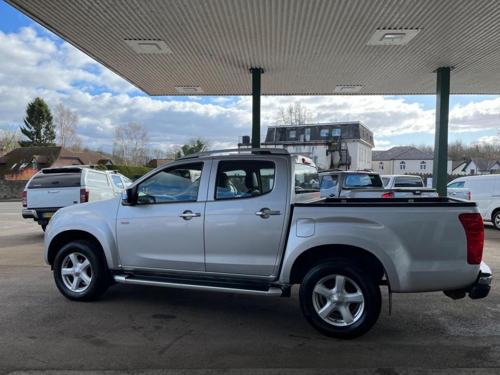 ISUZU D-MAX
