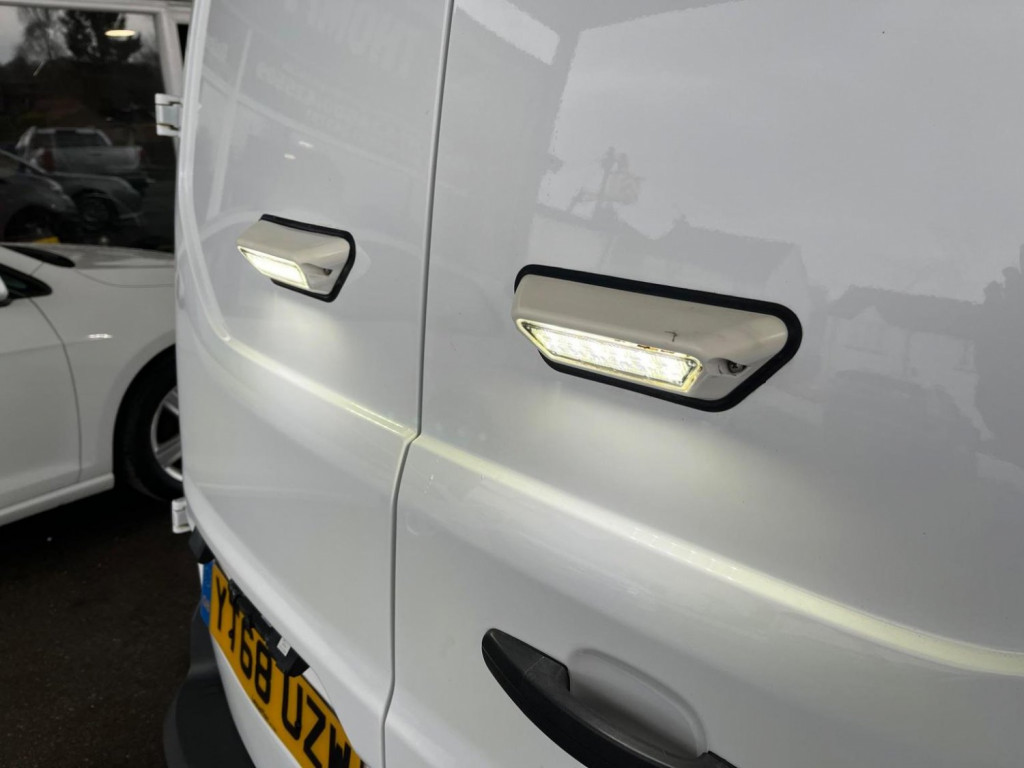 FORD TRANSIT CONNECT