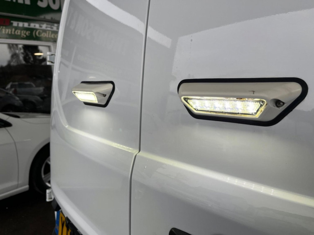 FORD TRANSIT CONNECT