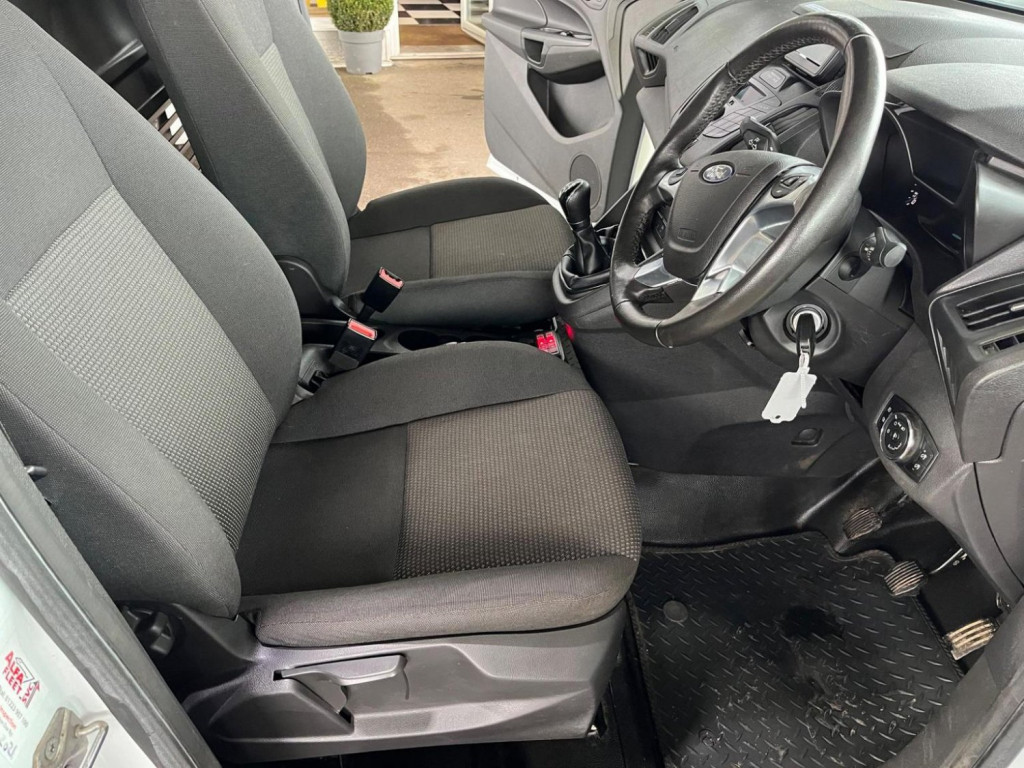 FORD TRANSIT CONNECT