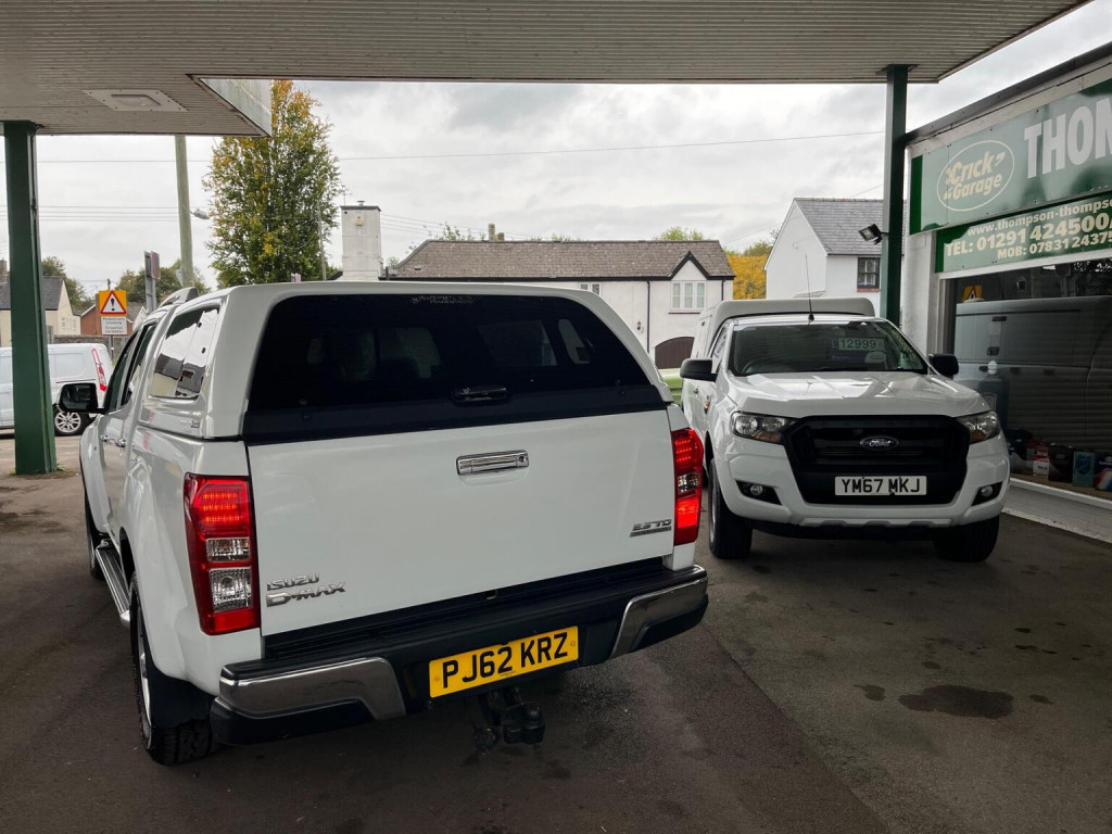 ISUZU D-MAX