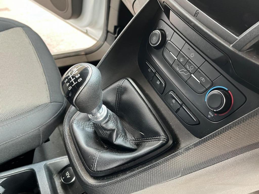 FORD TRANSIT CONNECT