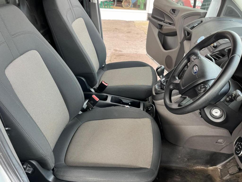 FORD TRANSIT CONNECT