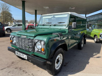 LAND ROVER DEFENDER 110